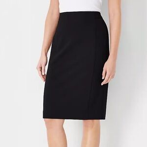 NWOT Ann Taylor Classic Black Pencil Skirt